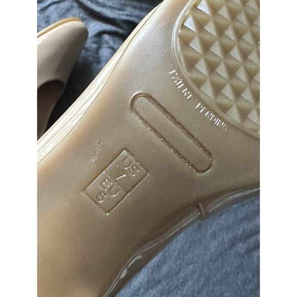 Aerosole heel rest Nude color pumps 2” chunky heel size 7 Red Hot Patent - Picture 5 of 6